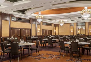 imgi_8_tlmel_ballroom_meetings_wide_shot_2025