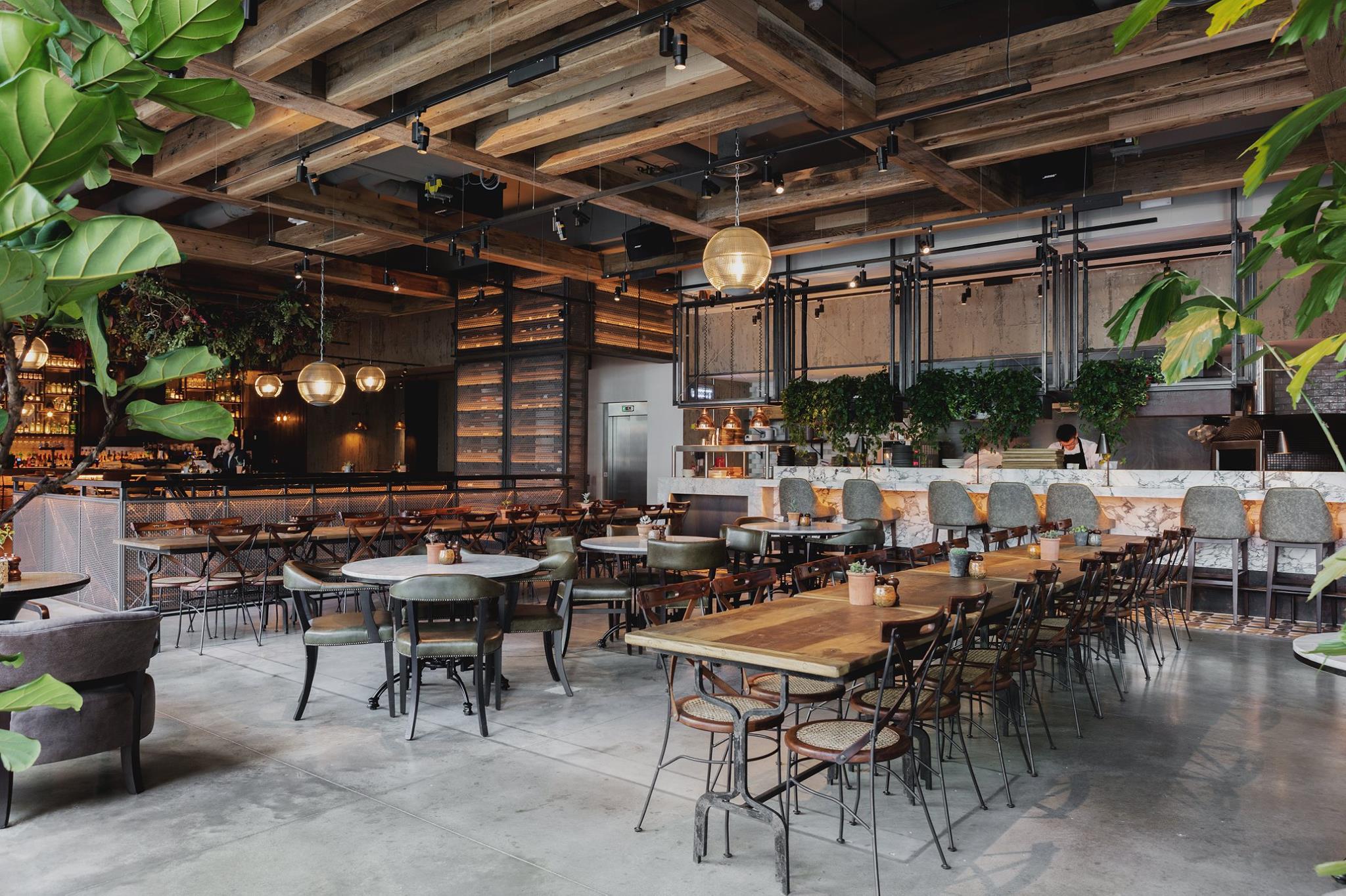 The Kitty Hawk Brunching, Restaurant