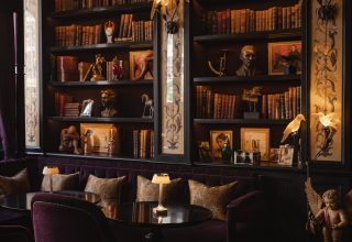 Bookcase – L_oscar London – Claire