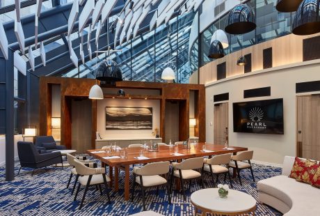 Crowne Plaza Pearl Riverfront