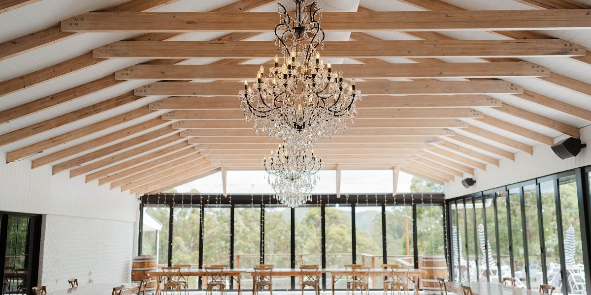 Austinvilla-estate-rainforest deck