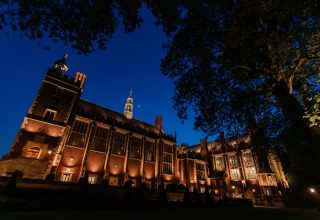 Liz_Isles_Photography_SurrealDB_Eleanor_Vishnu-1350