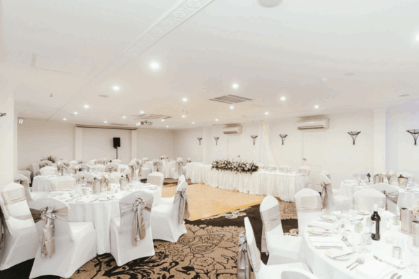 http://richmond%20room%20-%20crowne%20plaza%20hawksbury