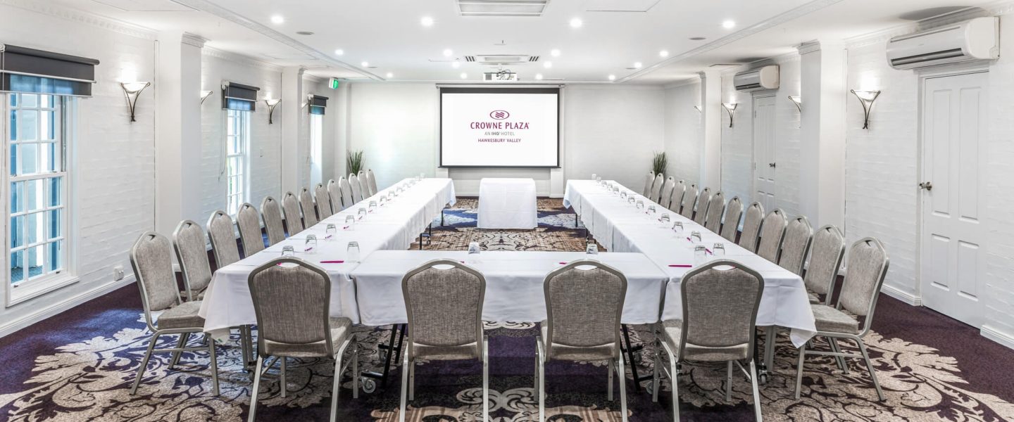 Lachlan-Macquarie - crowne plaza