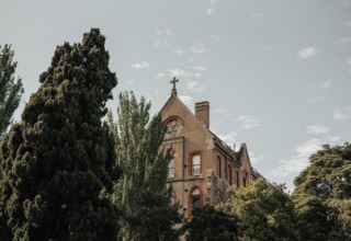 Rosina Room at Abbotsford Convent Melbourne Wedding Georgia Verrells Photography Outdoor