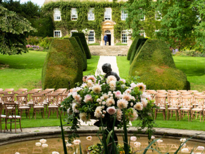 Fountain Ceremony At Cornwell Manor Oxfordshire Event Wild Weddings