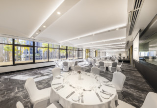 Sofitel Brisbane Central Wedding Photography Lyon 1 and 2