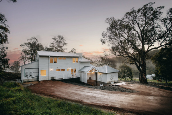 http://Outdoor%20At%20Ampersand%20Estates