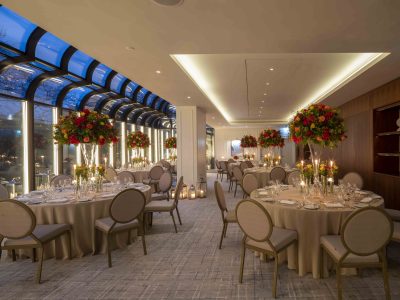Round Tables At The Carlton Tower Jumeirah