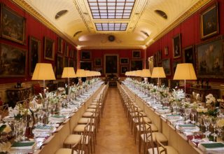 03 GG 120 Long tables