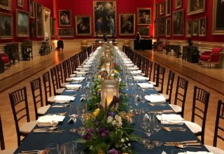 06 GG 120_head of a table perspective_170418 (3)