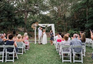 Currumbin Wildlife Sanctuary Wedding Photography Outdoor Ceremony