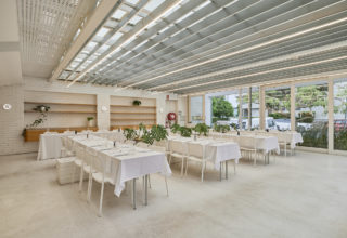 Industry Beans Wedding Markus Ravik Photography Event Dining Area