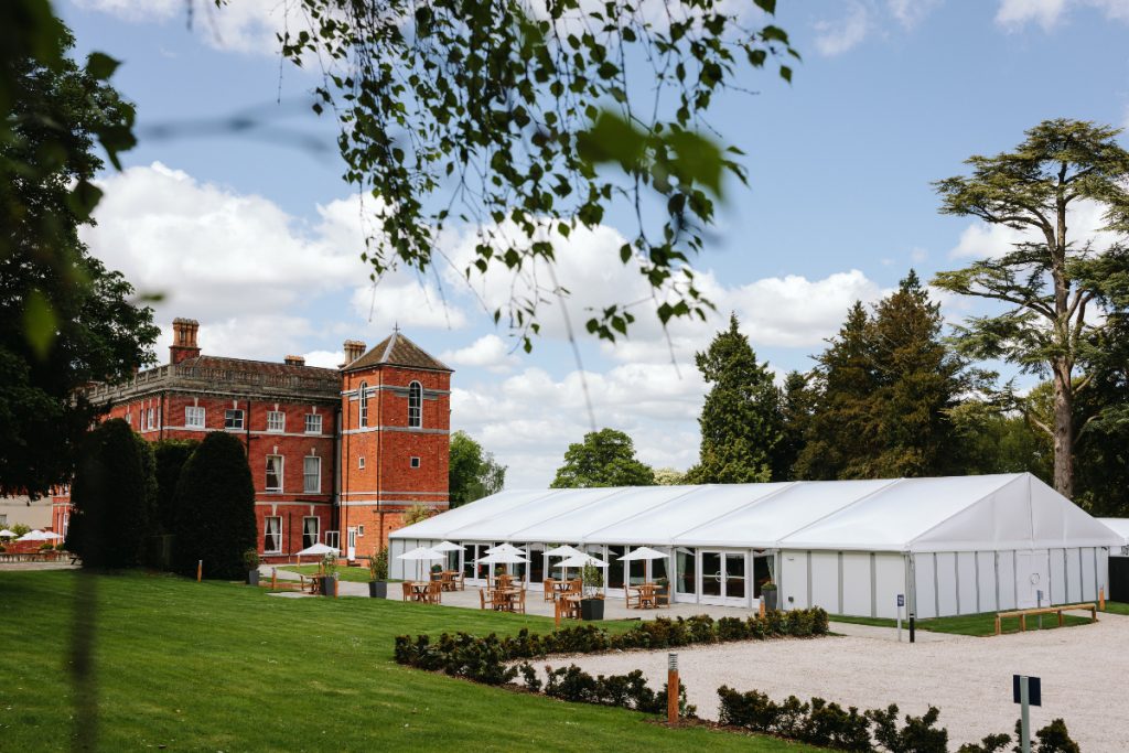 Oakley Hall Hotel