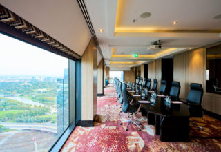 Level 35 East Tower Suite with View
