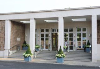 Palm Court – Entrance Lanterns