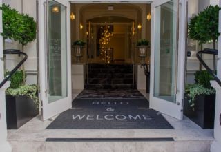 Ampersand Hotel_entry