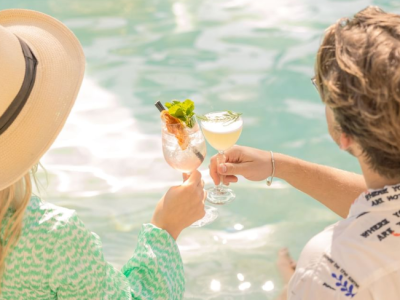 Pool Bar