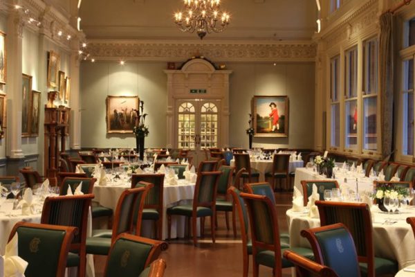http://lord's%20cricket%20ground%20-%20long%20room