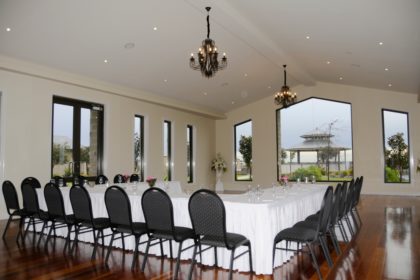http://Seasons%205%20Resort%20&%20Spa