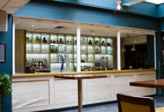 bedfords bar