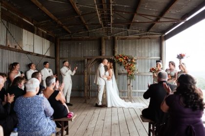 http://Mount%20Macedon%20Winery%20Wedding%20venue%20The%20Barn