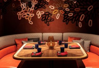 Clandesti – Large table