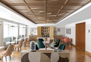 13.04.22 – Perkin & Wills – Hilton 2 SHOT 6 011