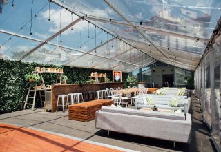 Festoon lights,Ivy wall,Grey retro lounge,Plywood bar hs201512018_041