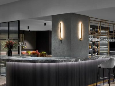 M Bar